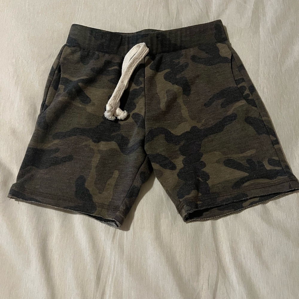 Kid shorts- camo